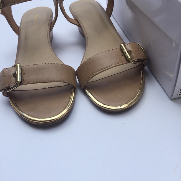Nine West Righton3y Sandals - Picture 2 of 8